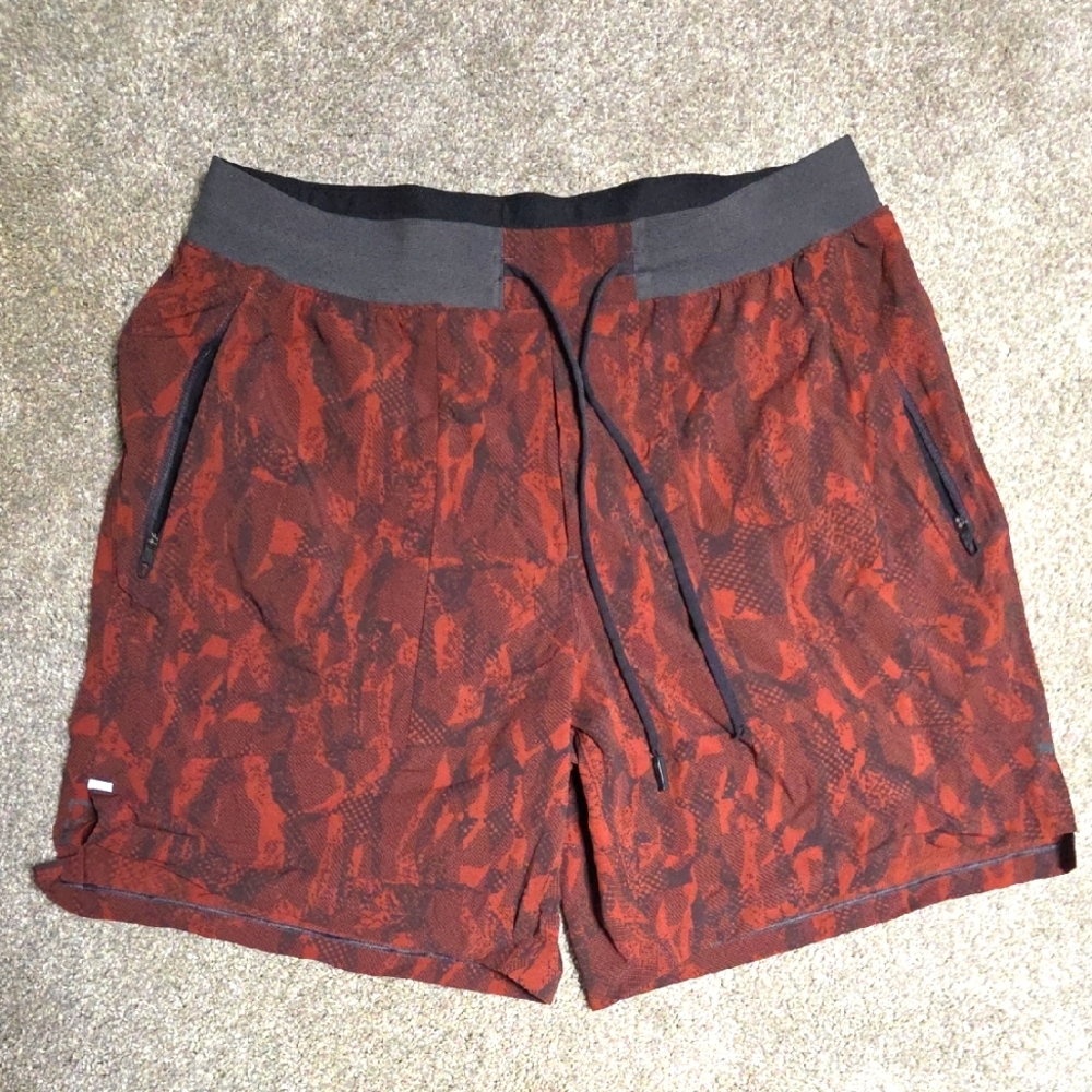 Lululemon License to Train Lined 7" Shorts